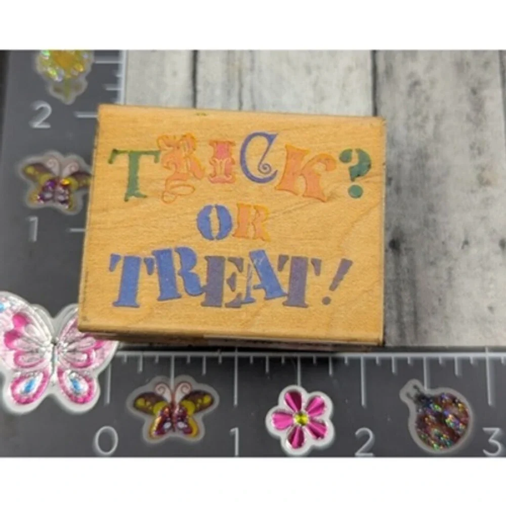 Stampendous Trick Or Treat E139 Rubber Stamp Wood #E46